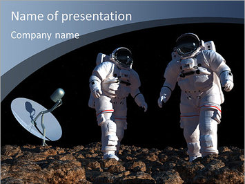 Астронавты со спутником, космос, планета - Титульный слайд